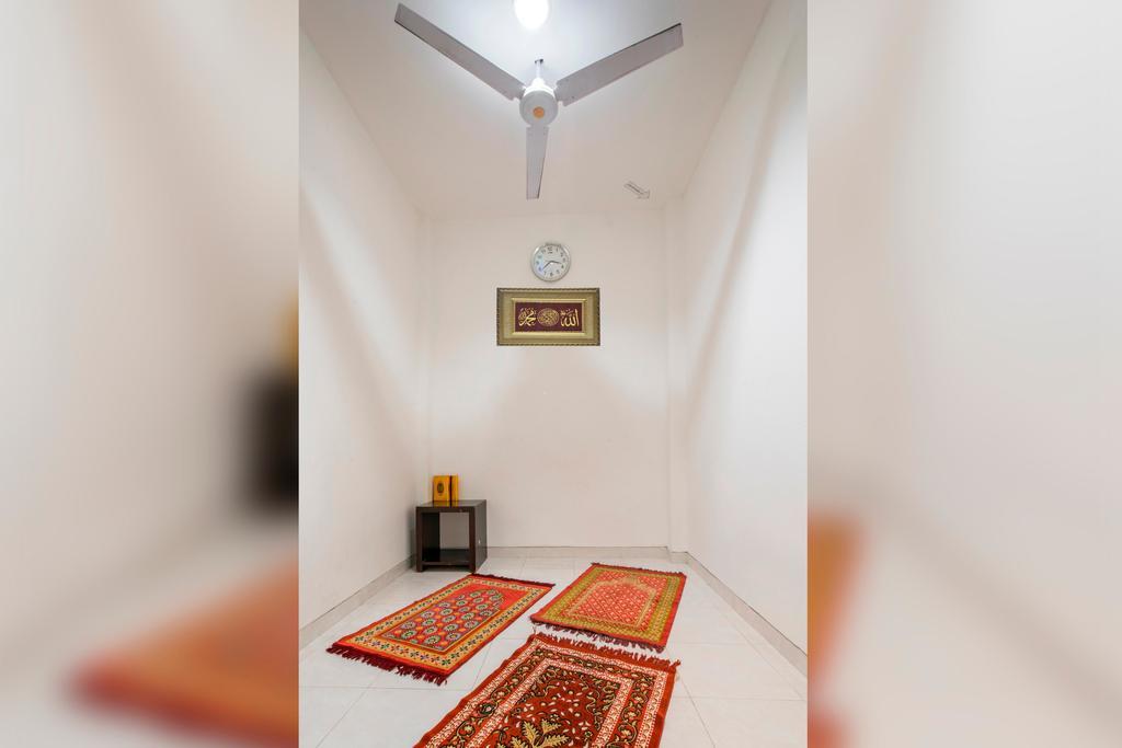 Hotel 88 Mangga Besar Raya 120 Jakarta By Wh Esterno foto