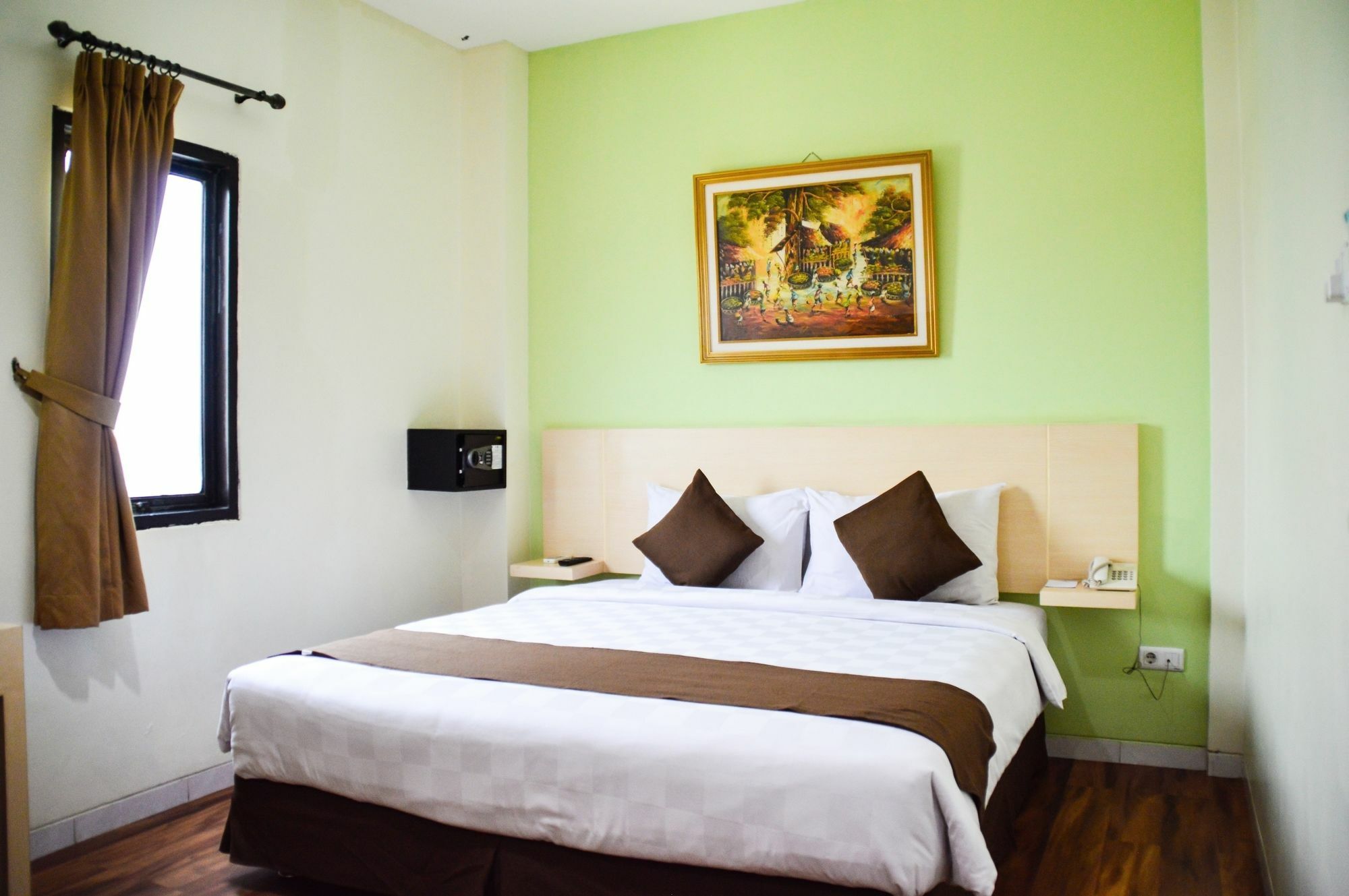 Hotel 88 Mangga Besar Raya 120 Jakarta By Wh Esterno foto